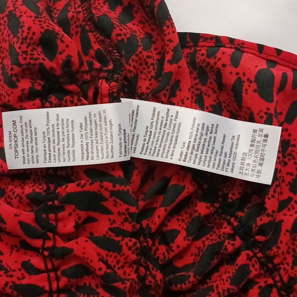 TOPSHOP RED/BLACK LONGSLEEVES CROP TOP - Picture 6 of 9